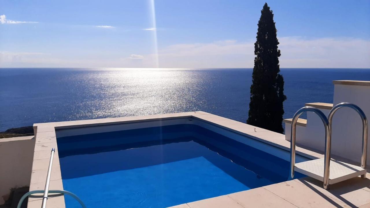Blu Suite Cottage Sul Mare E Swimming Pool トリカーゼ エクステリア 写真